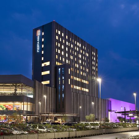 Fiesta Inn Parque Puebla Exteriör bild