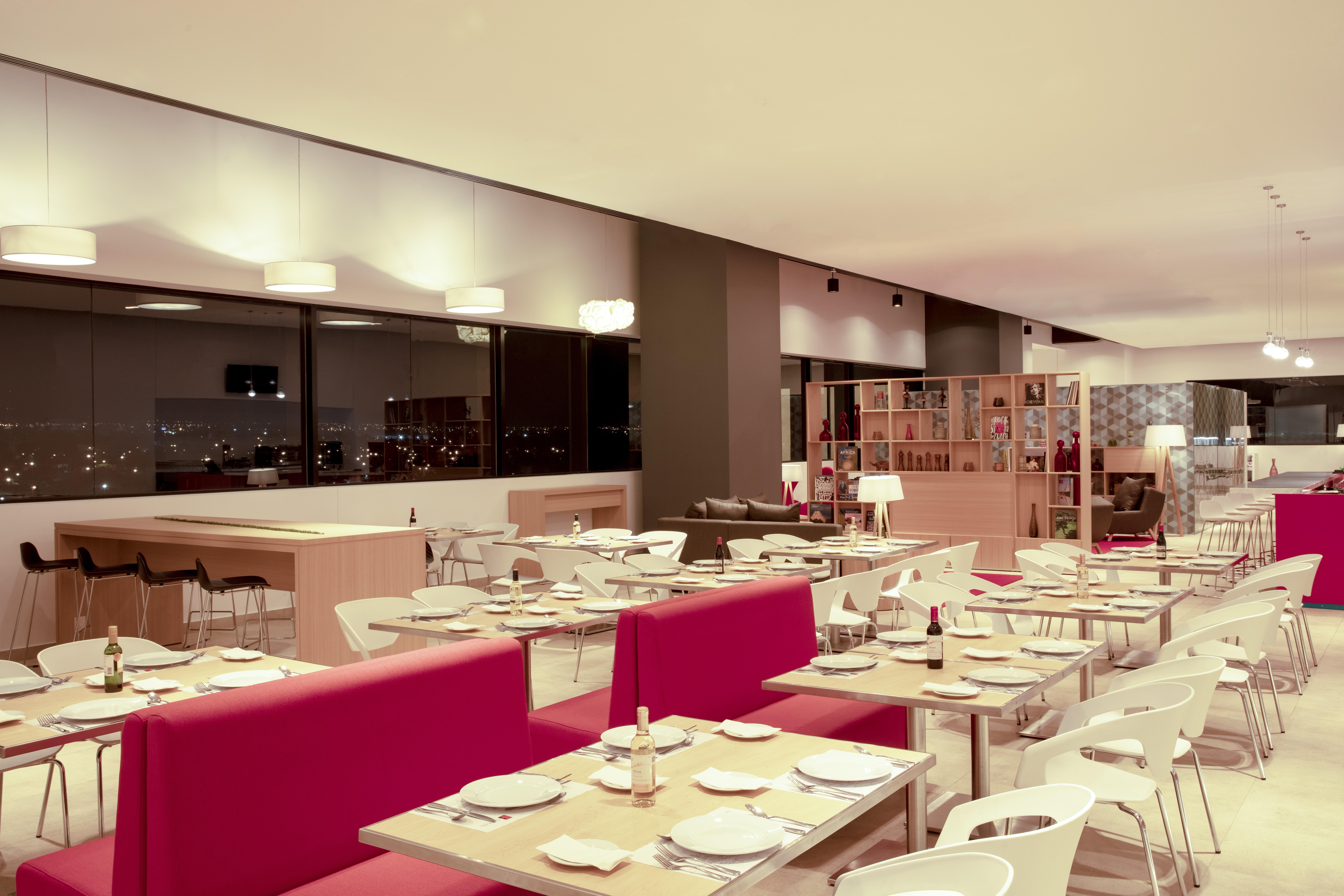 Fiesta Inn Parque Puebla Exteriör bild