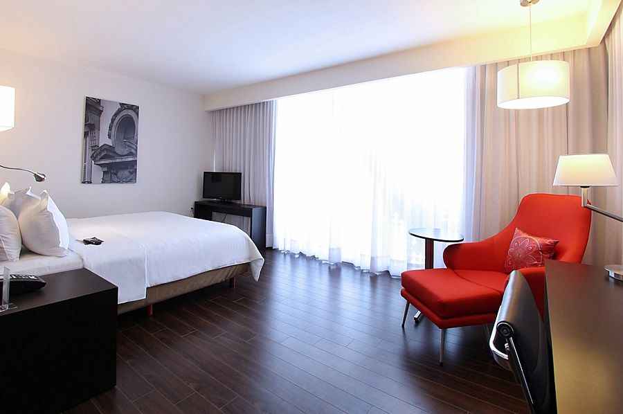 Fiesta Inn Parque Puebla Exteriör bild